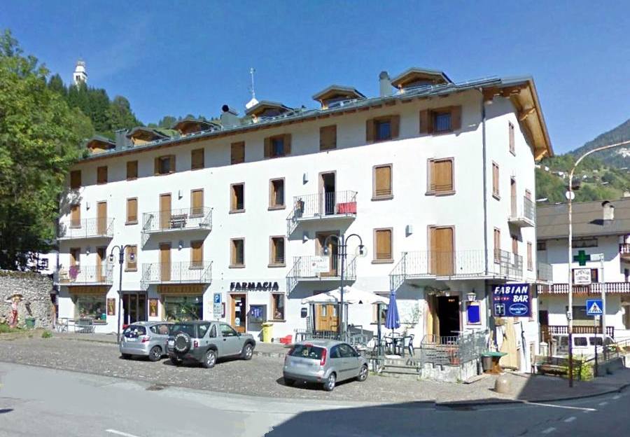 Ristrutturazione del Palazzo Fabian con ricavo di Unità Immobiliari ad uso residenziale e commerciale nel Comune di San Pietro di Cadore nella frazione di Mare