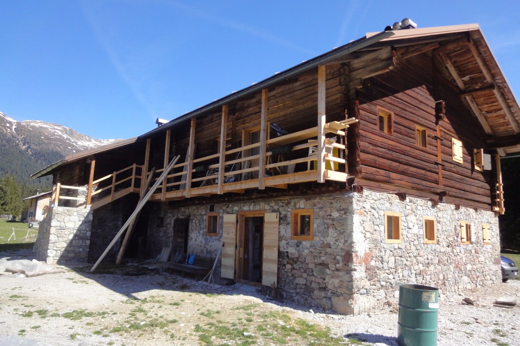 Ristrutturazione di fabbricato ex rurale nel Comune di San Pietro di Cadore in località Val Visdende